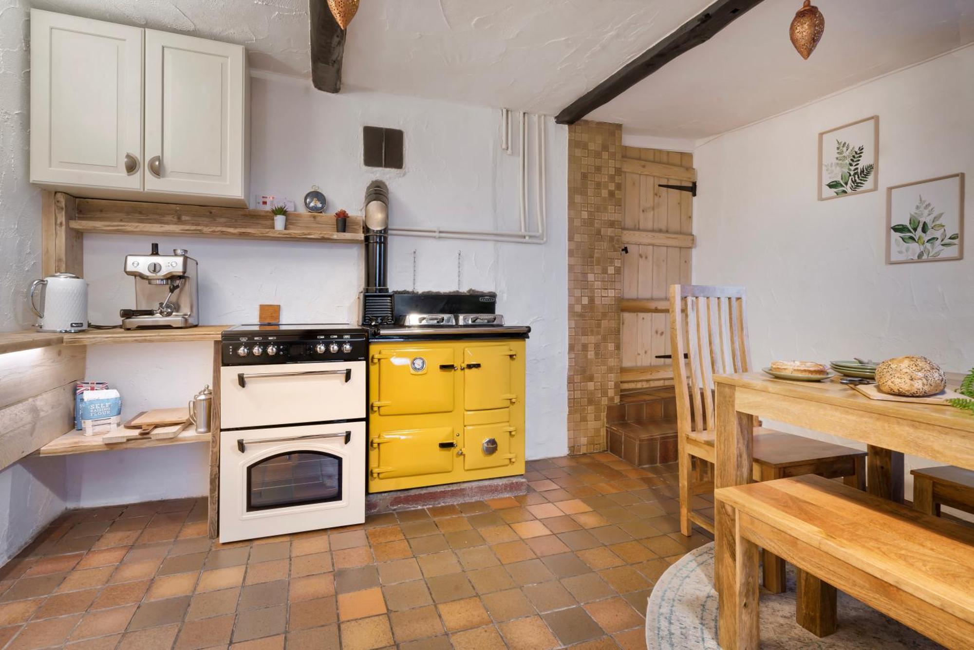 Levens The Gilpin Farmhouse, Lake District Getaway מראה חיצוני תמונה